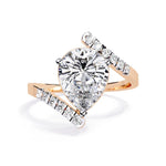 2.6 Carat Sparkling Pear Diamond Ring