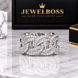 JEWELBOSS Men’s Interlocking Link Moissanite Ring –MEN'S COLLECTION