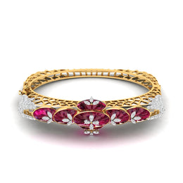 Intricate Design Gold Bangle