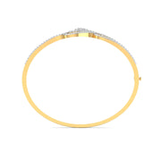 Elegant Star Cluster Diamond Bangle