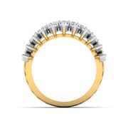 Exquisite Gold Diamond Ring