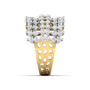 Exquisite Gold Diamond Ring